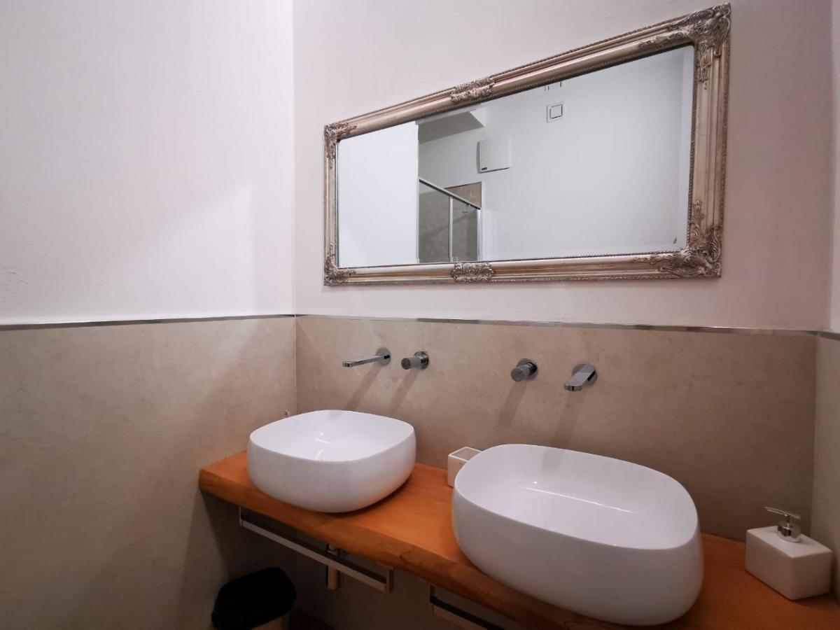 Deluxe 3 Bedroom Flat In Rialto Apartamento *